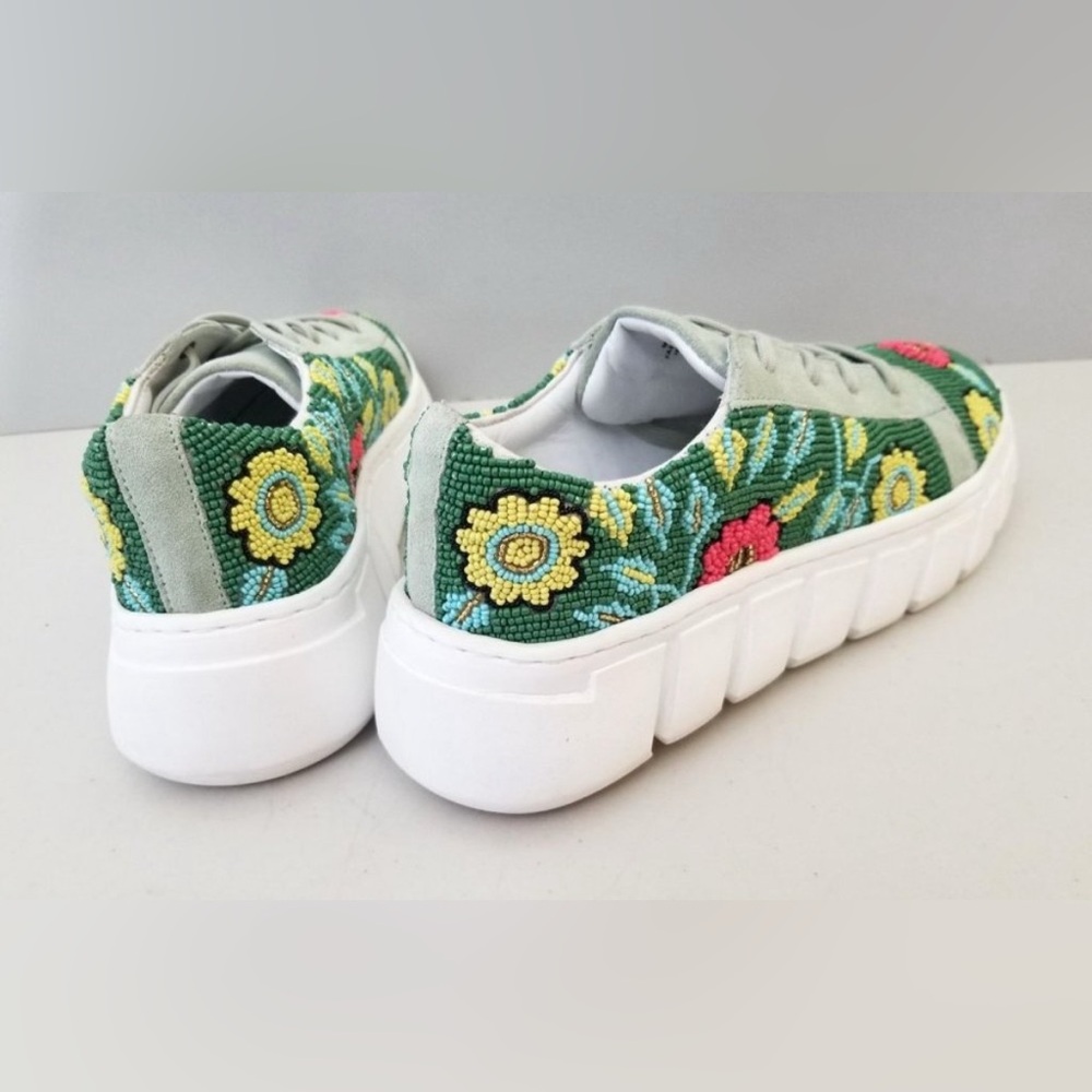 🌺Free People🌺 View From The Top Beaded Sneakers Size 40, US 9, Tennis Green NIB - Picture 3 of 12